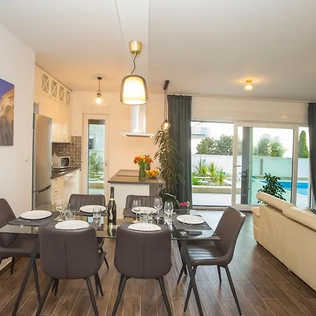 Your Own Apartment Split