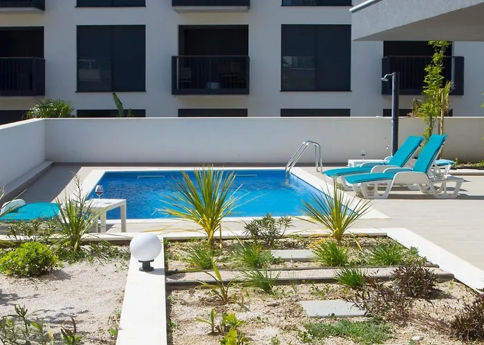 아파트 Your Own 스플리트