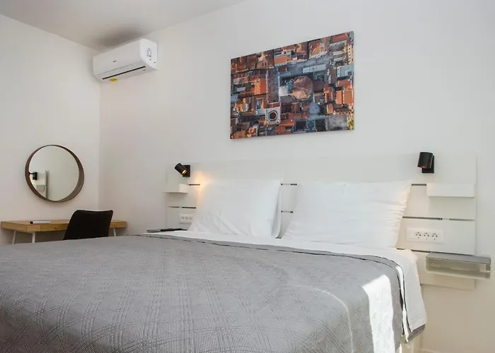 Your Own 아파트 *