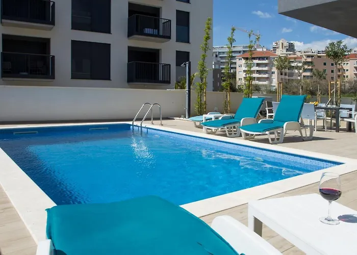 아파트 Your Own 스플리트